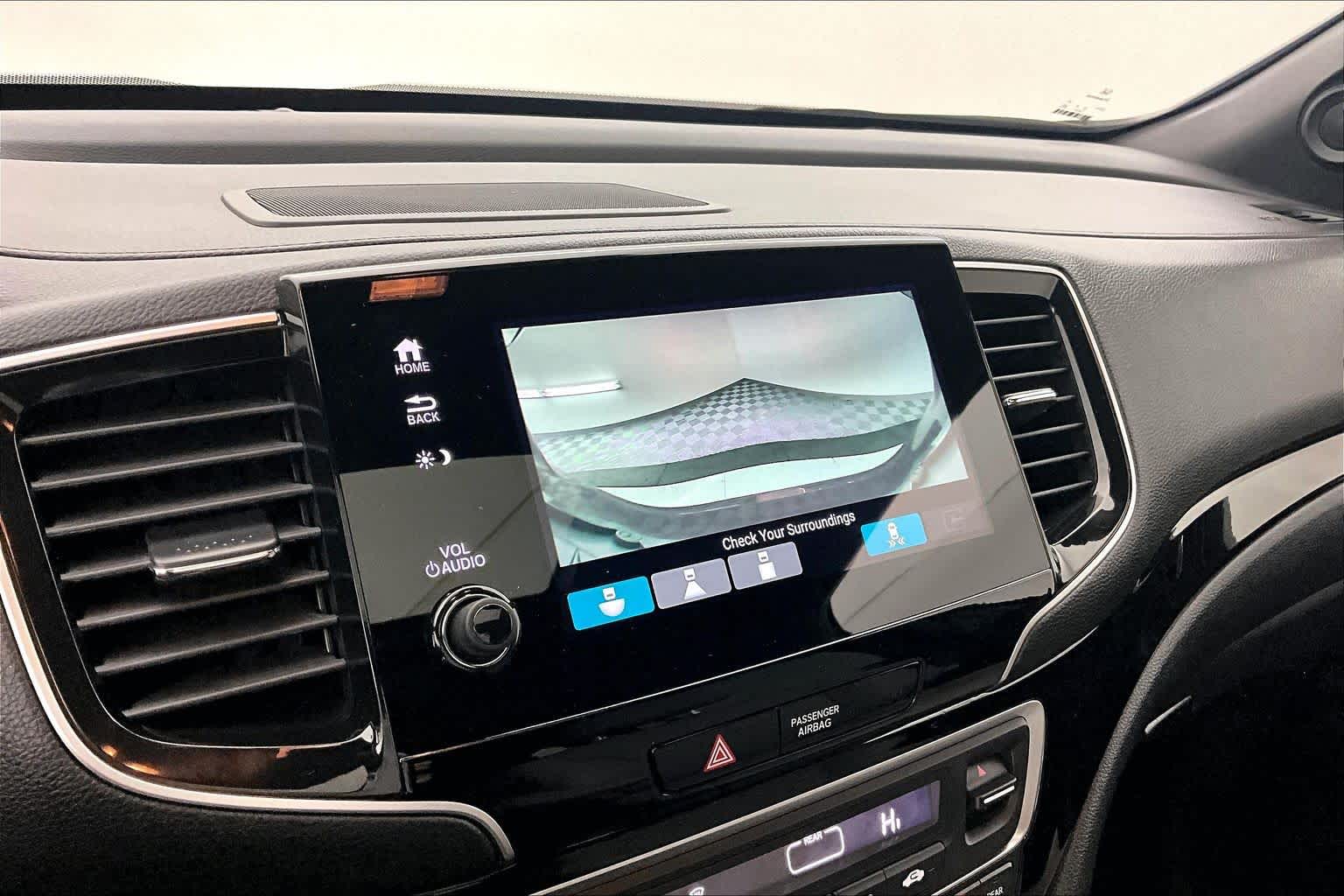 Thumbnail: 2021 Honda Passport - 21