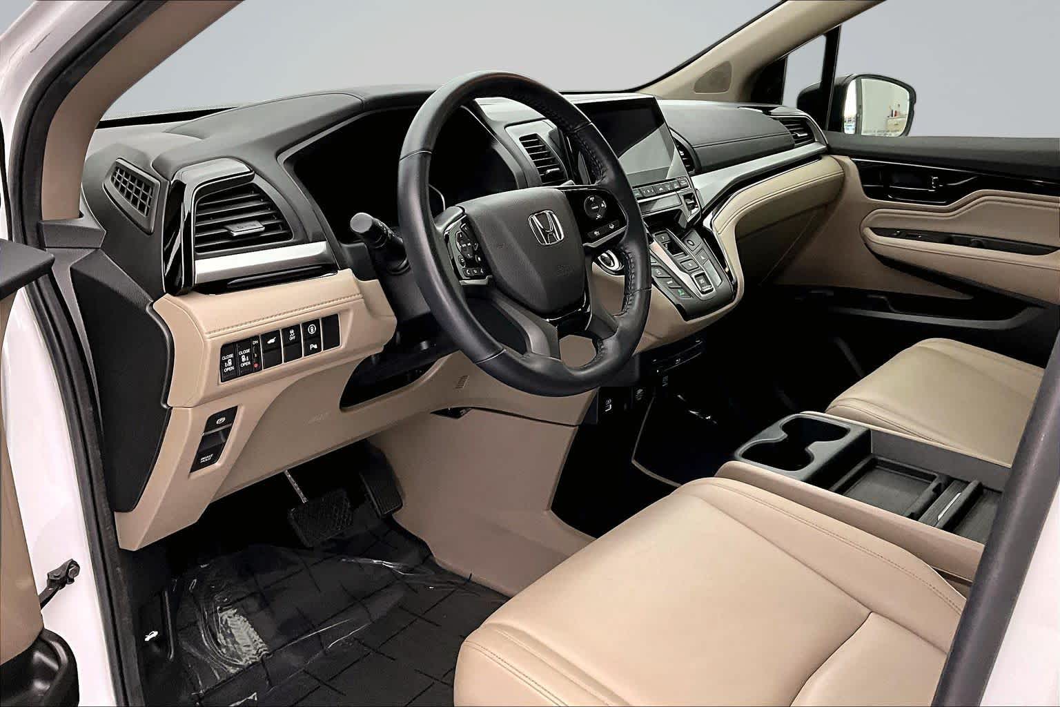 Thumbnail: 2024 Honda Odyssey - 2