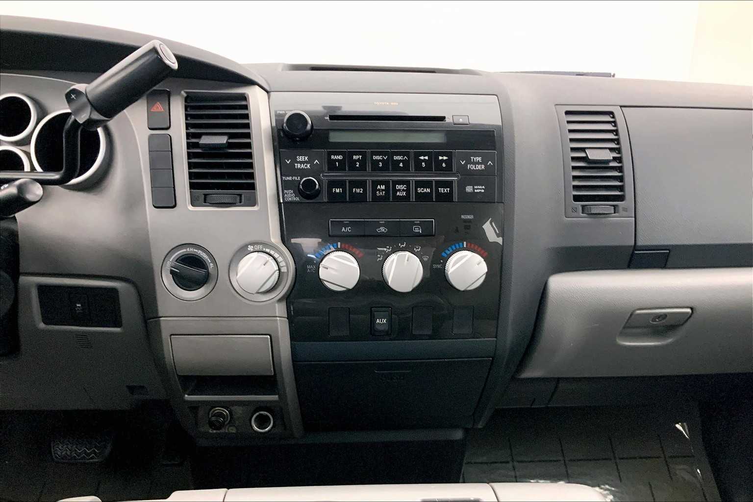Thumbnail: 2010 Toyota Tundra - 16
