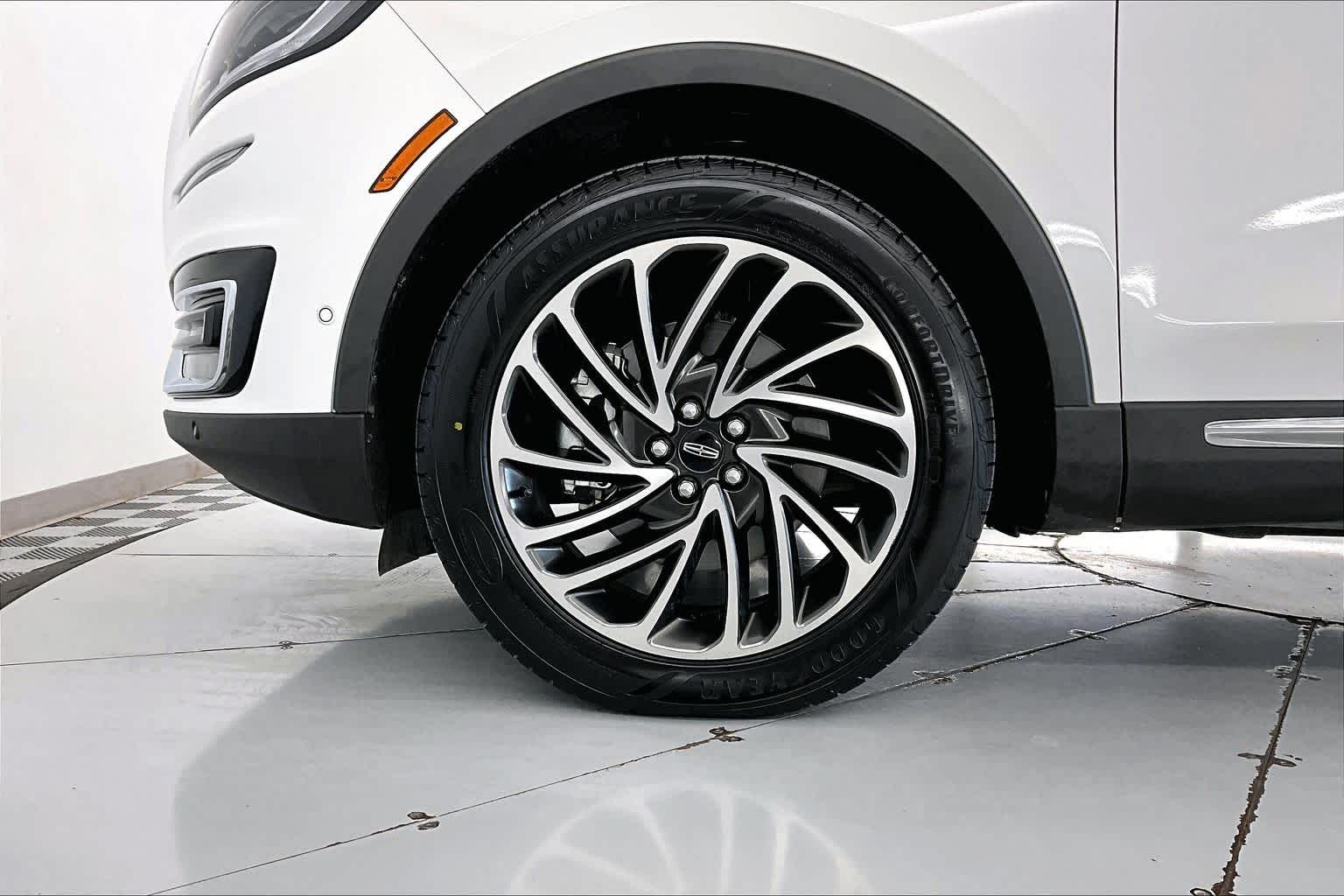 Thumbnail: 2020 Lincoln Nautilus - 8