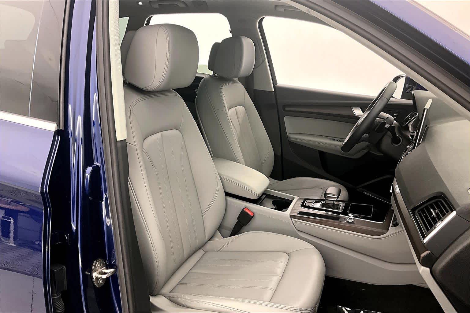 Thumbnail: 2023 Audi Q5 - 14