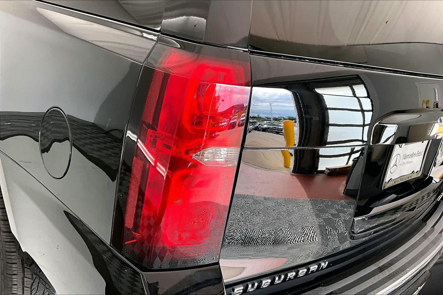 Thumbnail: 2019 Chevrolet Suburban - 24