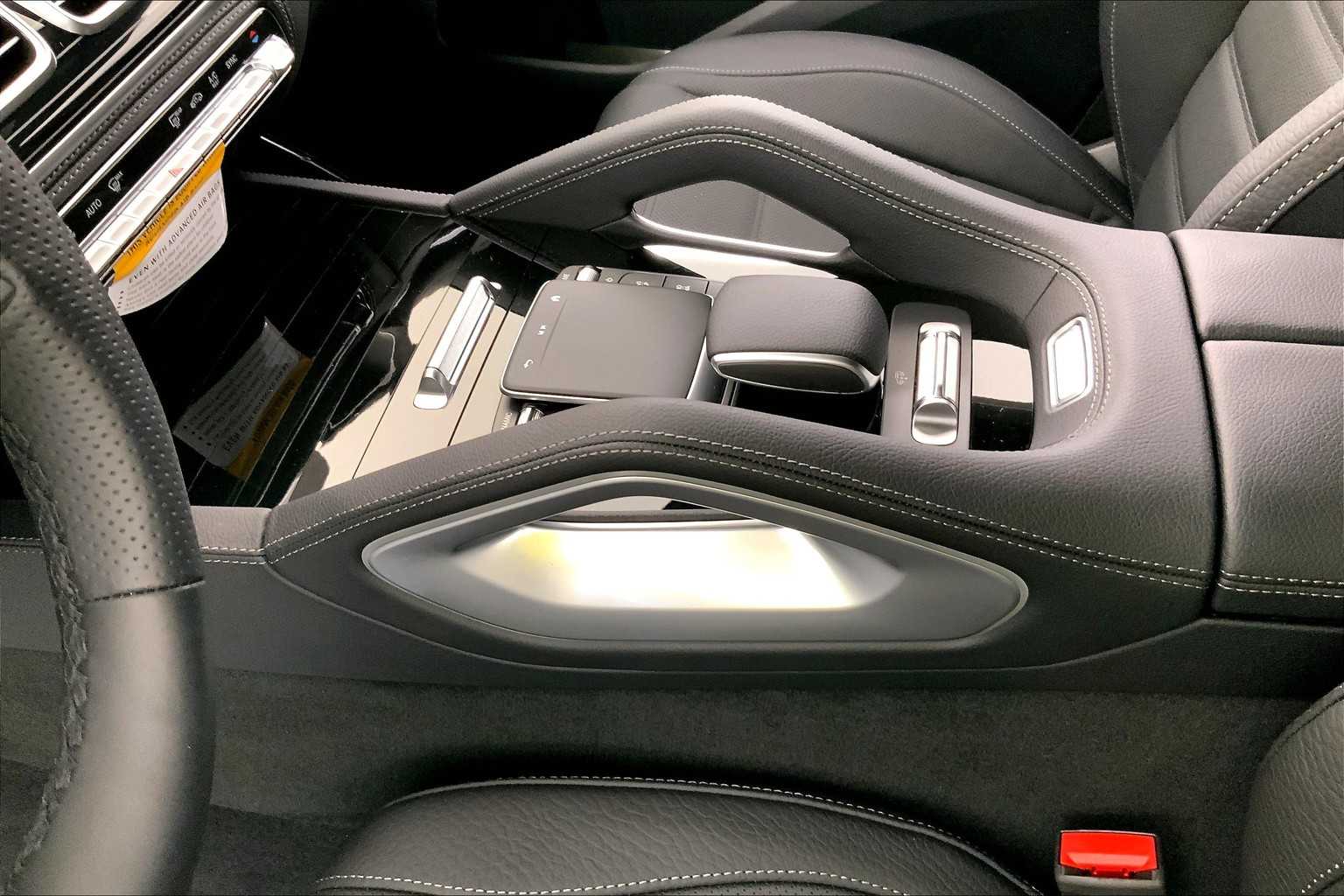 Thumbnail: 2026 Mercedes-Benz GLS - 17