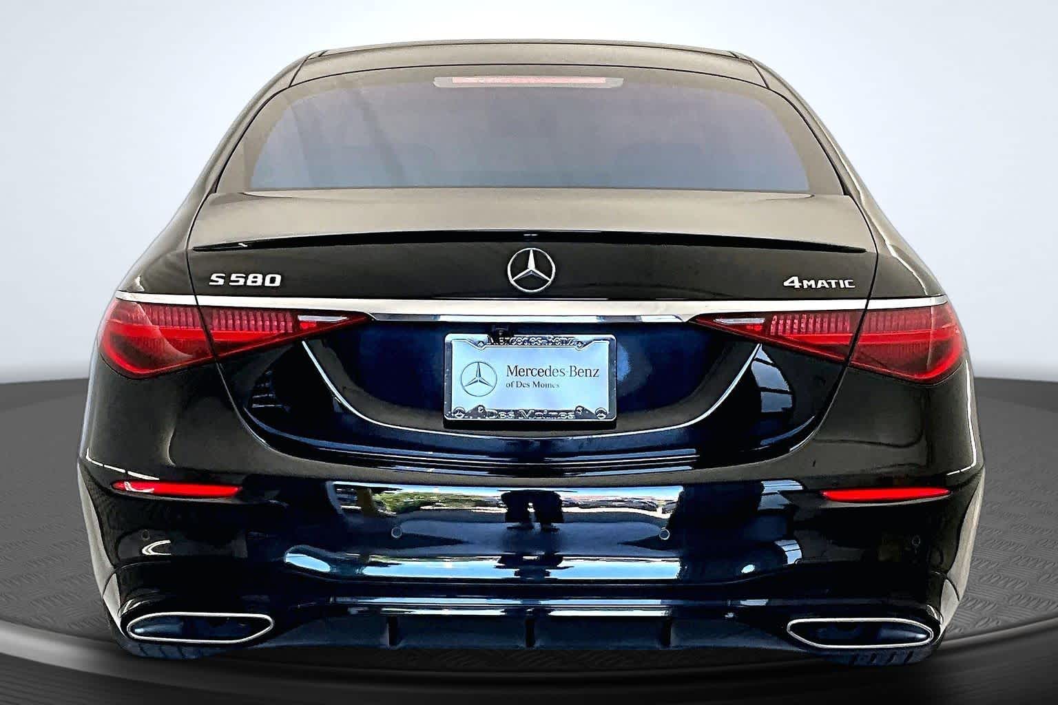 Thumbnail: 2021 Mercedes-Benz S-Class - 4