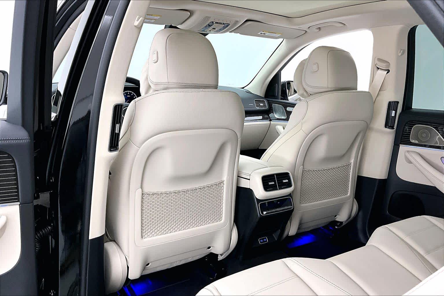 Thumbnail: 2026 Mercedes-Benz GLE - 12