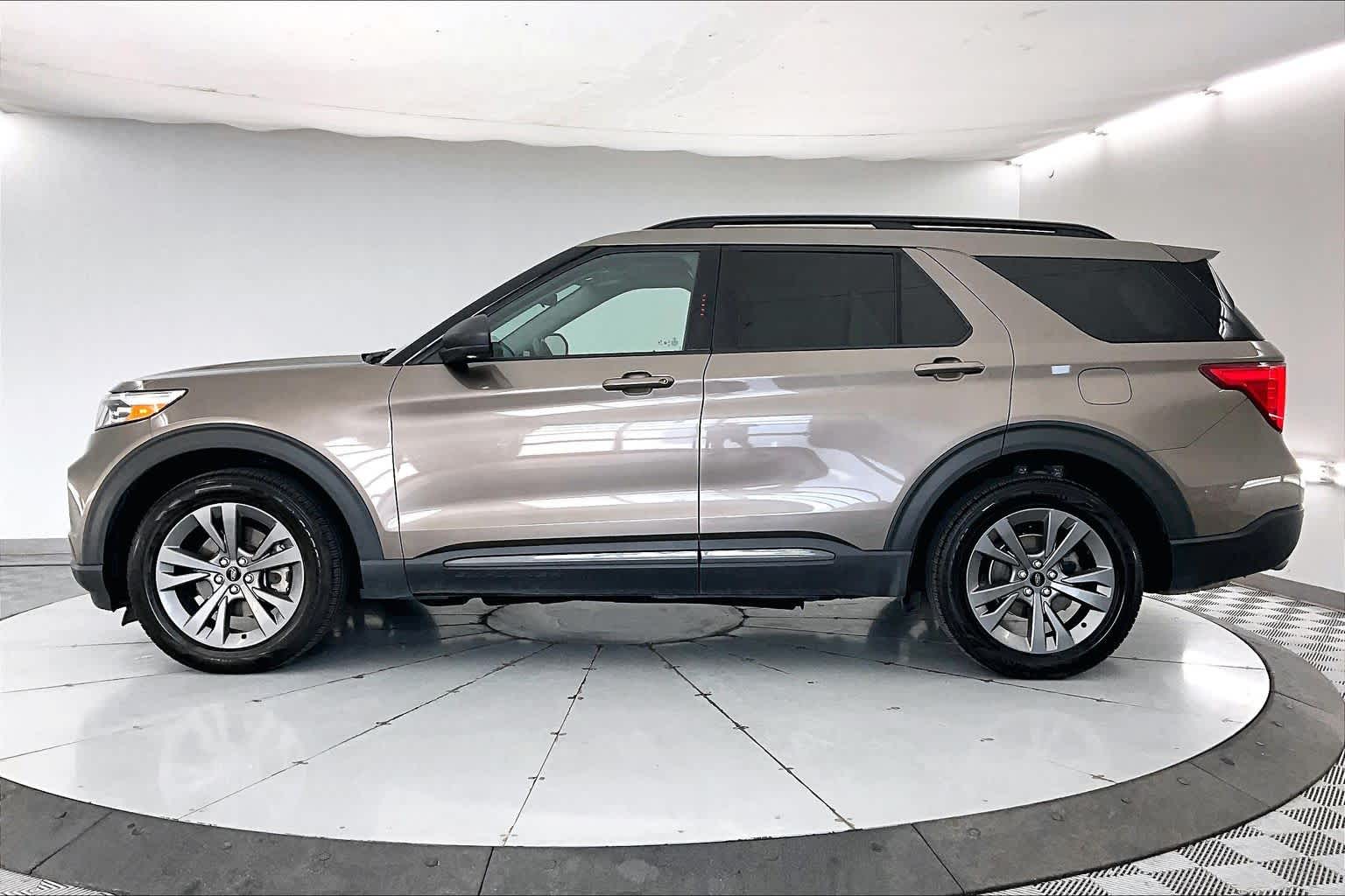 Thumbnail: 2021 Ford Explorer - 2