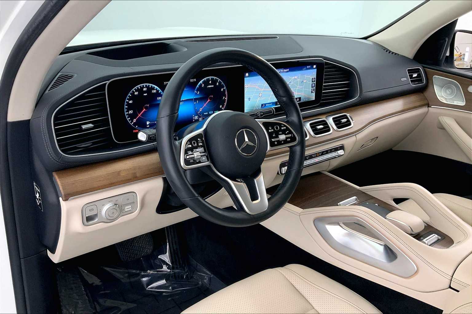 Thumbnail: 2022 Mercedes-Benz GLS - 2