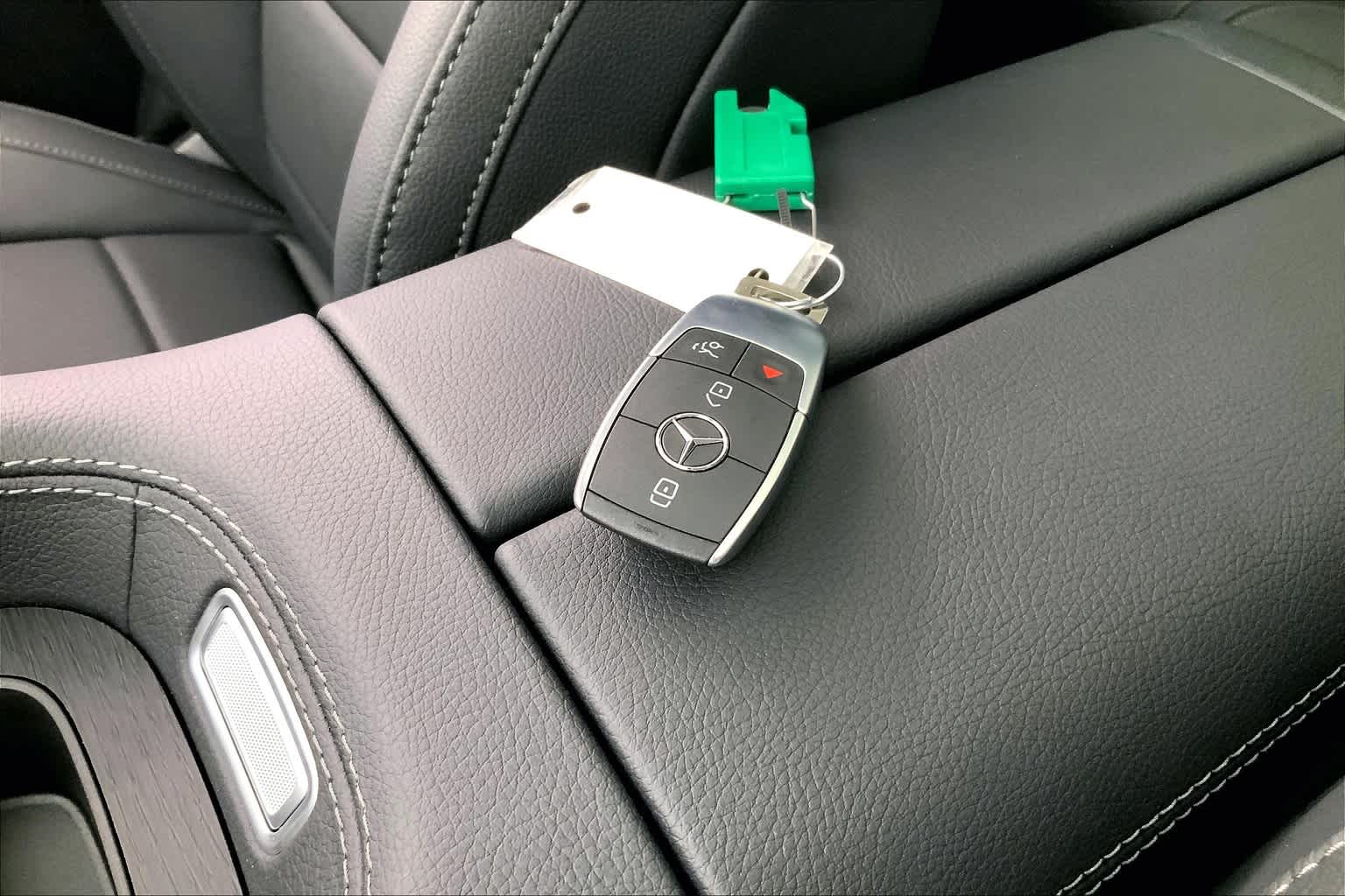 Thumbnail: 2025 Mercedes-Benz GLE - 20