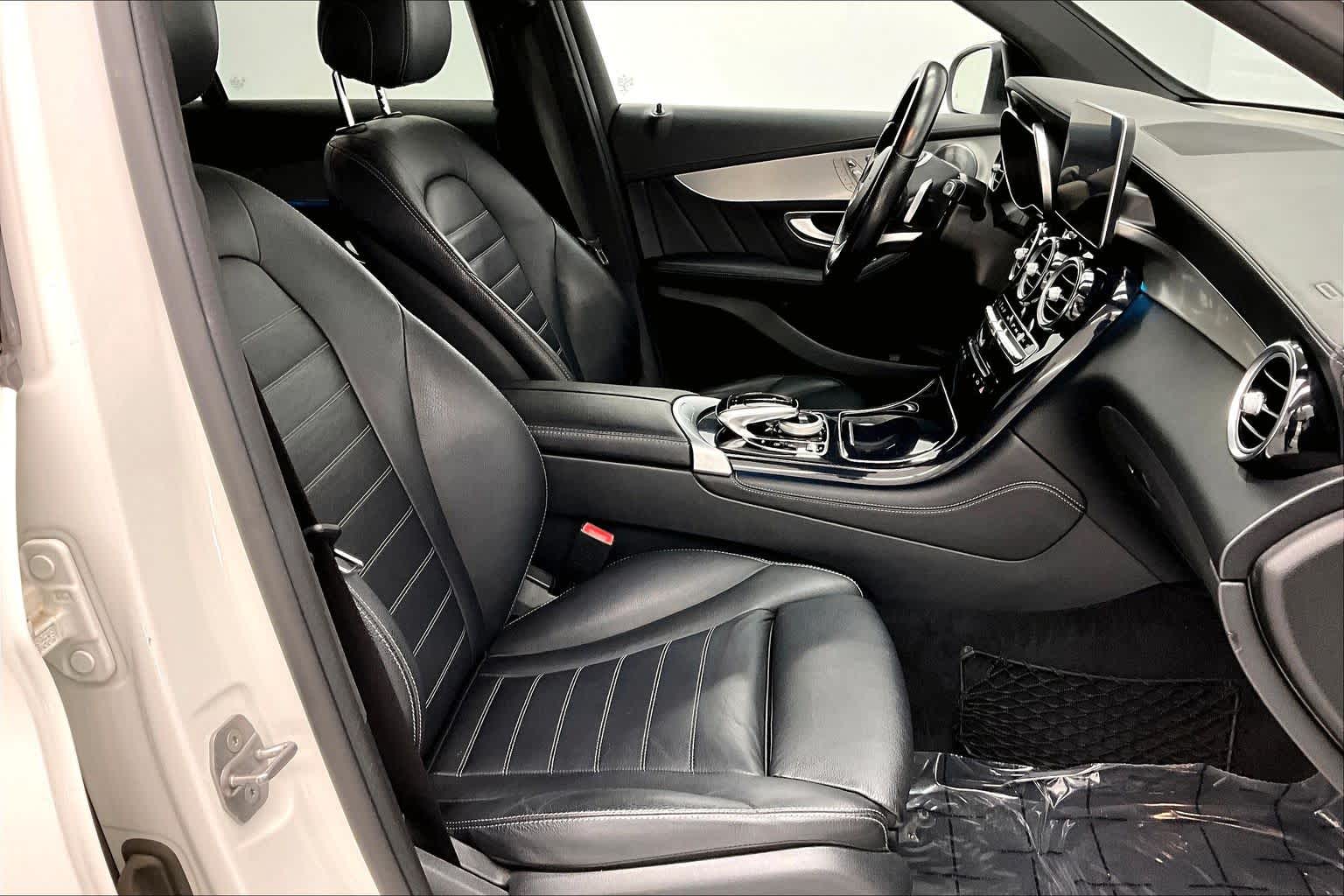 Thumbnail: 2017 Mercedes-Benz GLC - 14