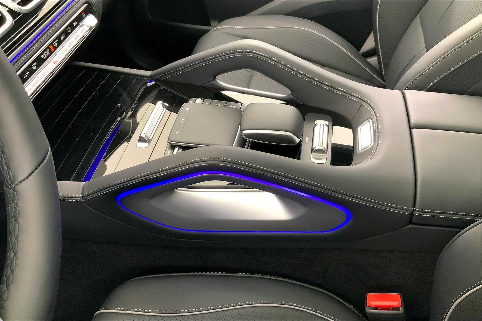 Thumbnail: 2026 Mercedes-Benz GLE - 17