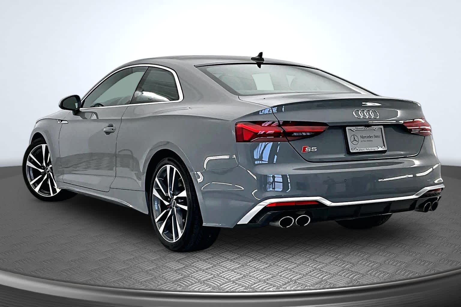 Thumbnail: 2022 Audi S5 - 4