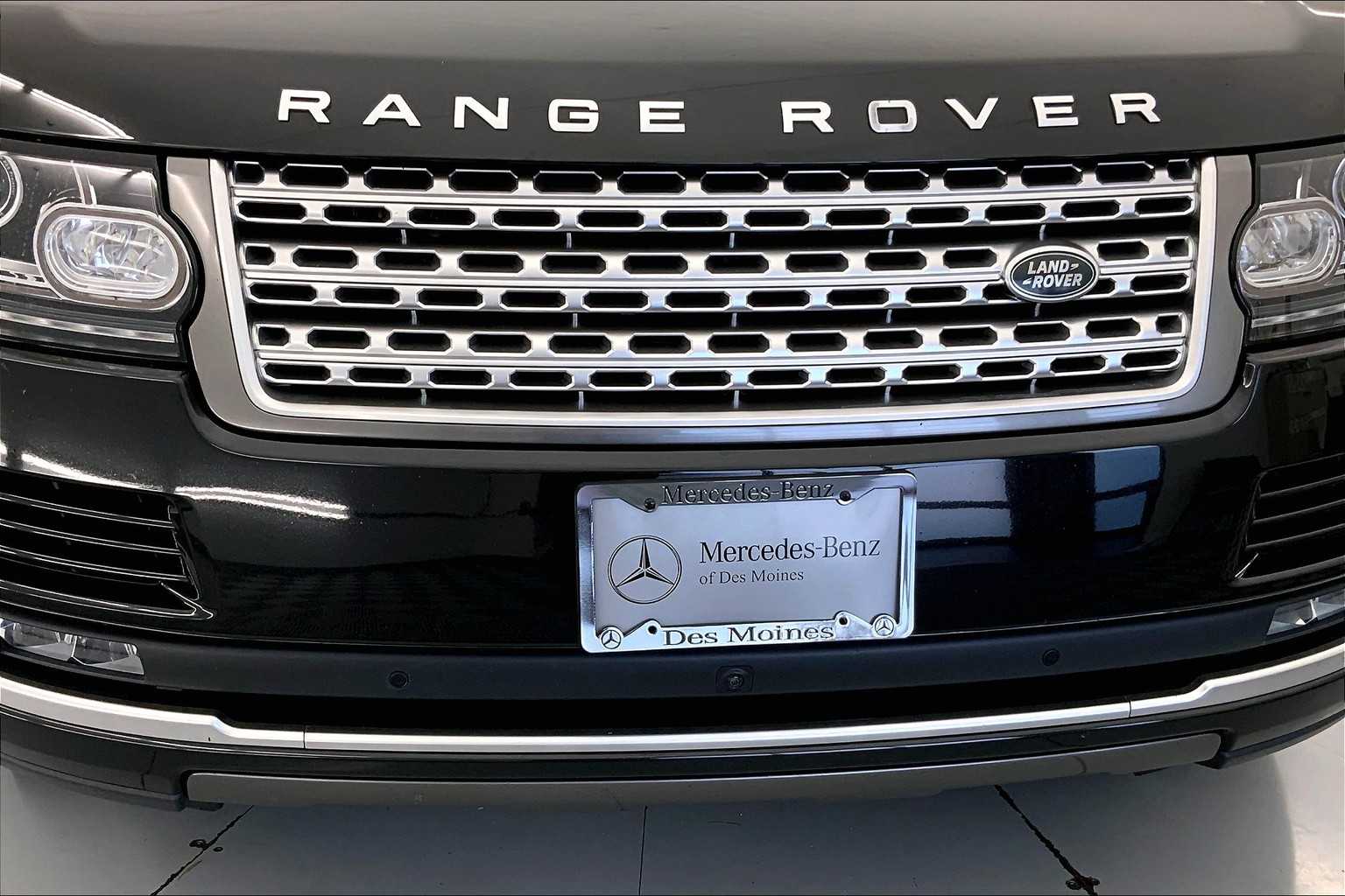 Thumbnail: 2017 Land Rover Range Rover - 26