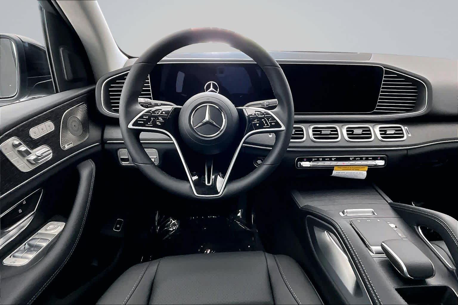 Thumbnail: 2026 Mercedes-Benz GLE - 15