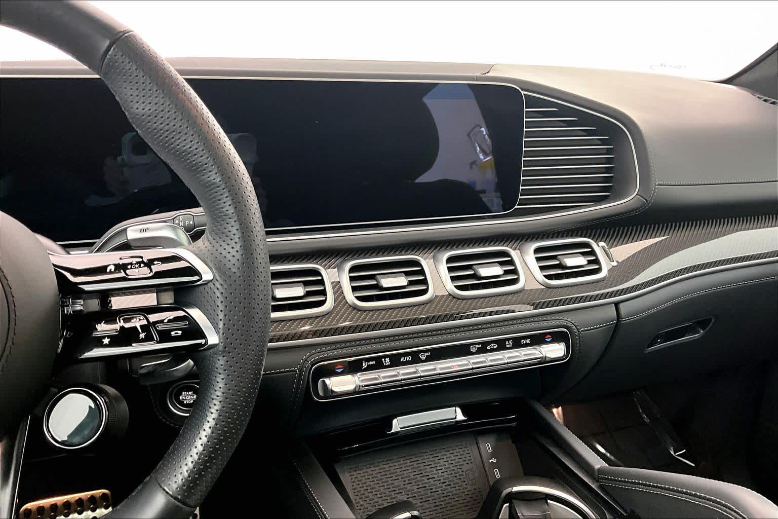 Thumbnail: 2024 Mercedes-Benz GL-Class - 16