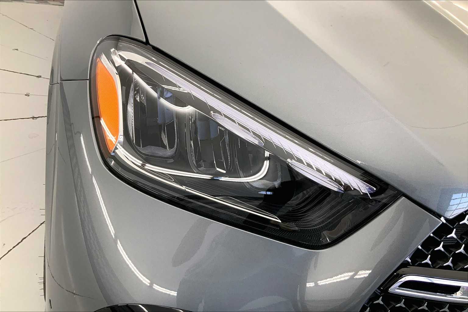 Thumbnail: 2026 Mercedes-Benz GLE - 21