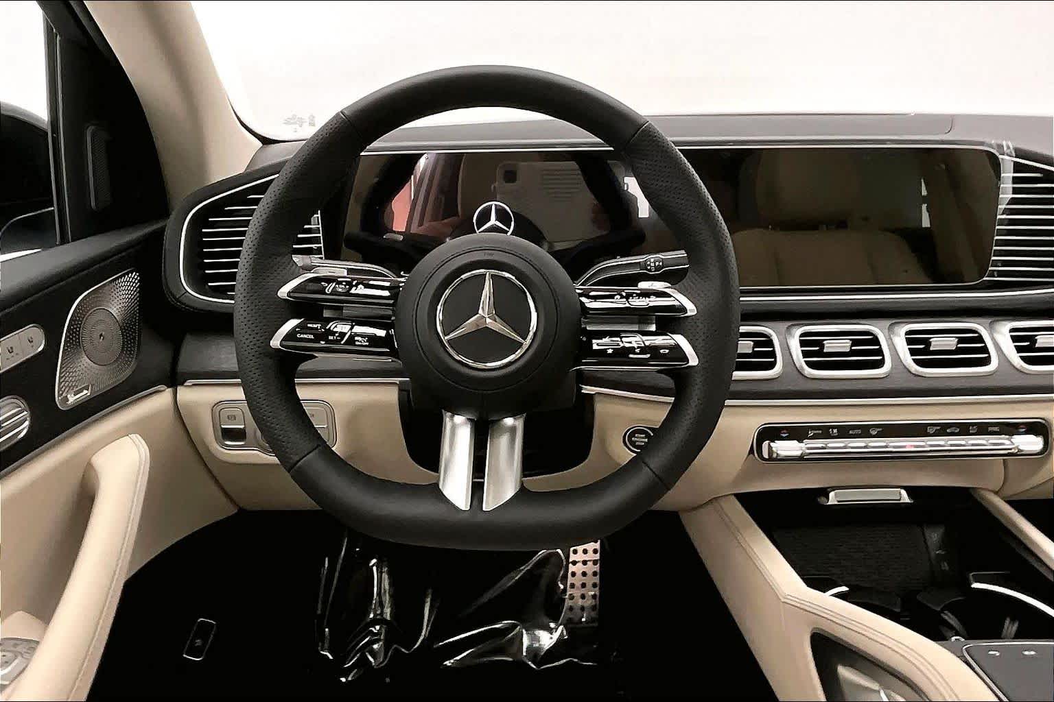 Thumbnail: 2026 Mercedes-Benz GLS - 15