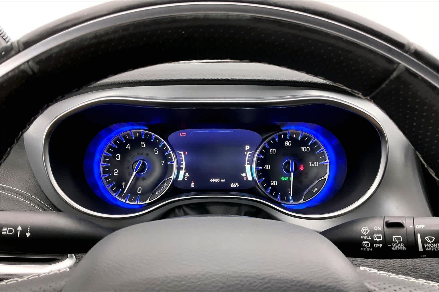 Thumbnail: 2020 Chrysler Pacifica - 18