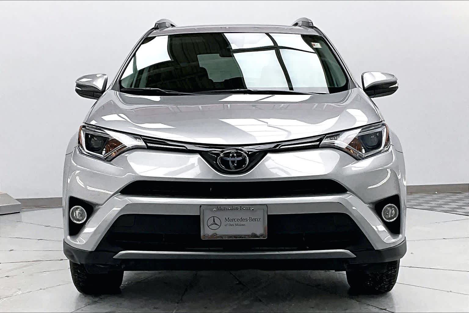 Thumbnail: 2018 Toyota RAV4 - 6