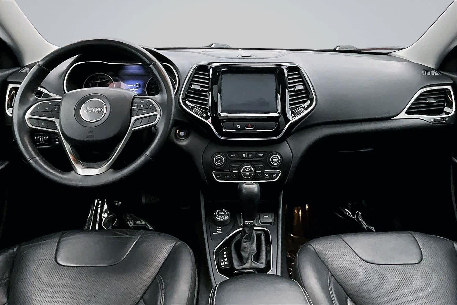 Thumbnail: 2019 Jeep Cherokee - 10