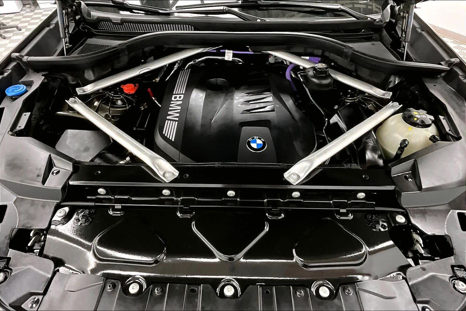 Thumbnail: 2024 BMW X5 - 9