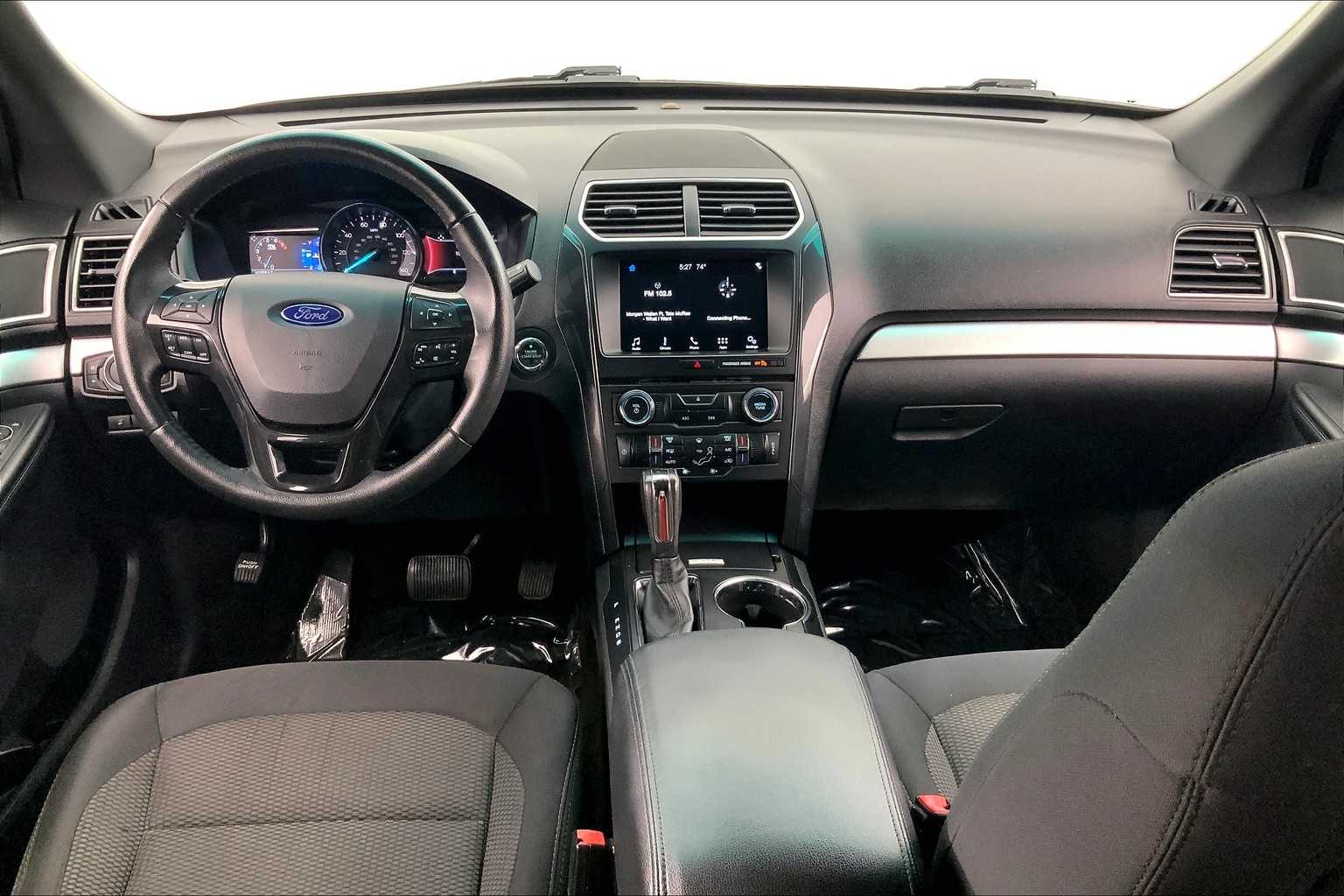 Thumbnail: 2017 Ford Explorer - 10