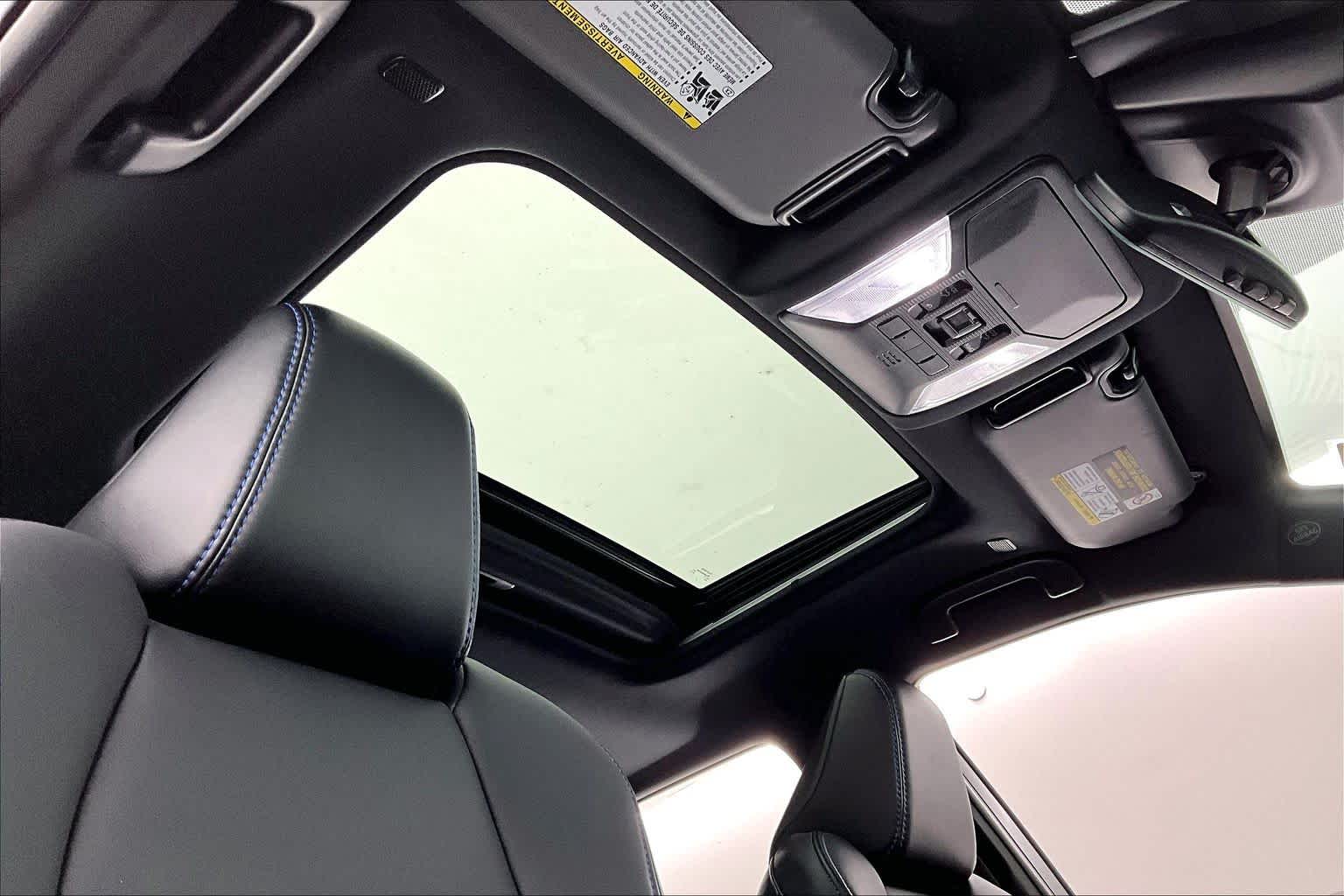 Thumbnail: 2023 Toyota RAV4 - 22