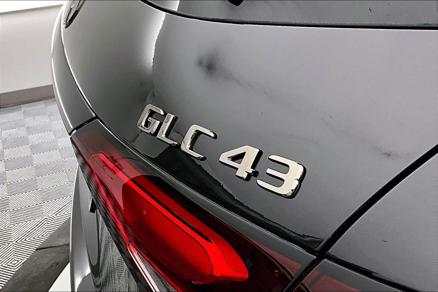 Thumbnail: 2026 Mercedes-Benz GLC - 7