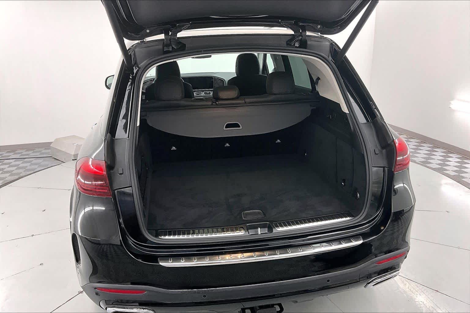 Thumbnail: 2026 Mercedes-Benz GLE - 18