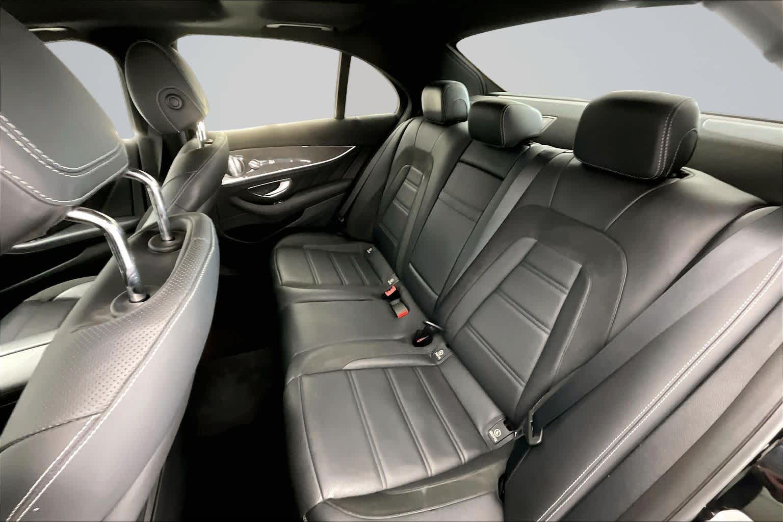 Thumbnail: 2017 Mercedes-Benz E-Class - 13