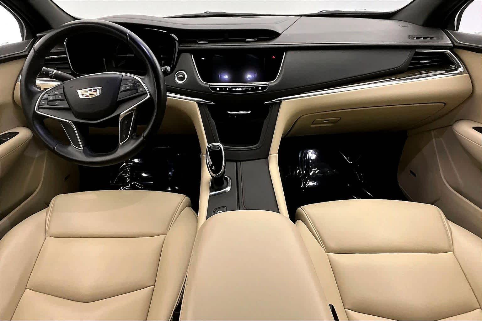 Thumbnail: 2019 Cadillac XT5 - 10