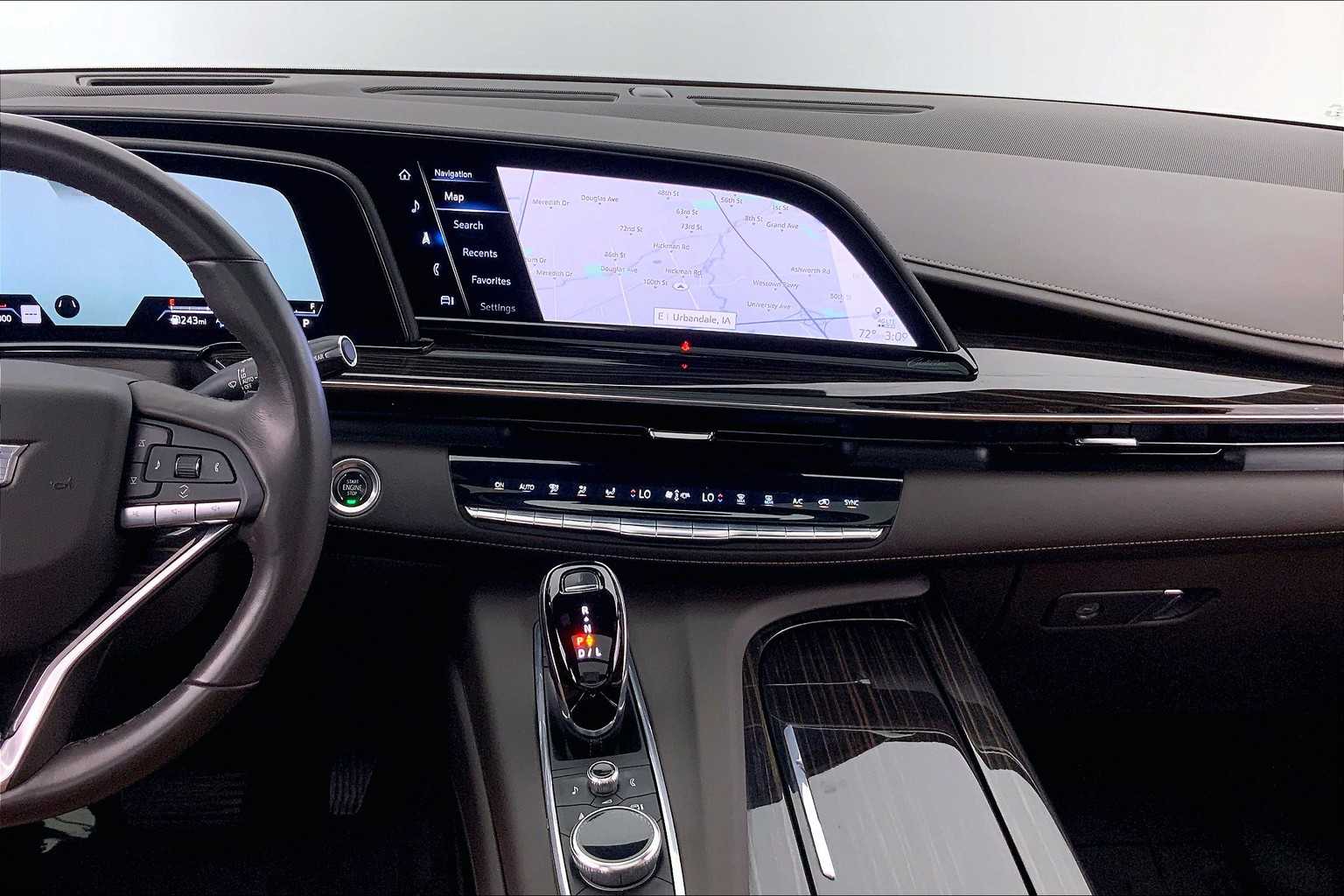 Thumbnail: 2021 Cadillac Escalade - 16