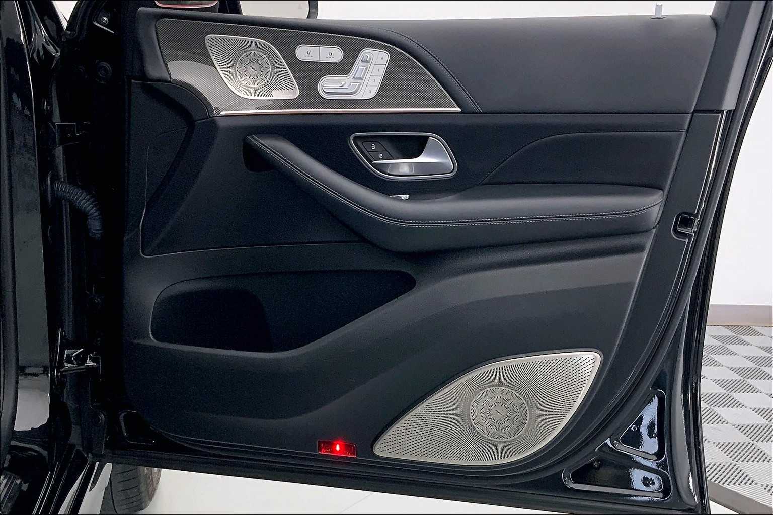 Thumbnail: 2021 Mercedes-Benz GLE - 24