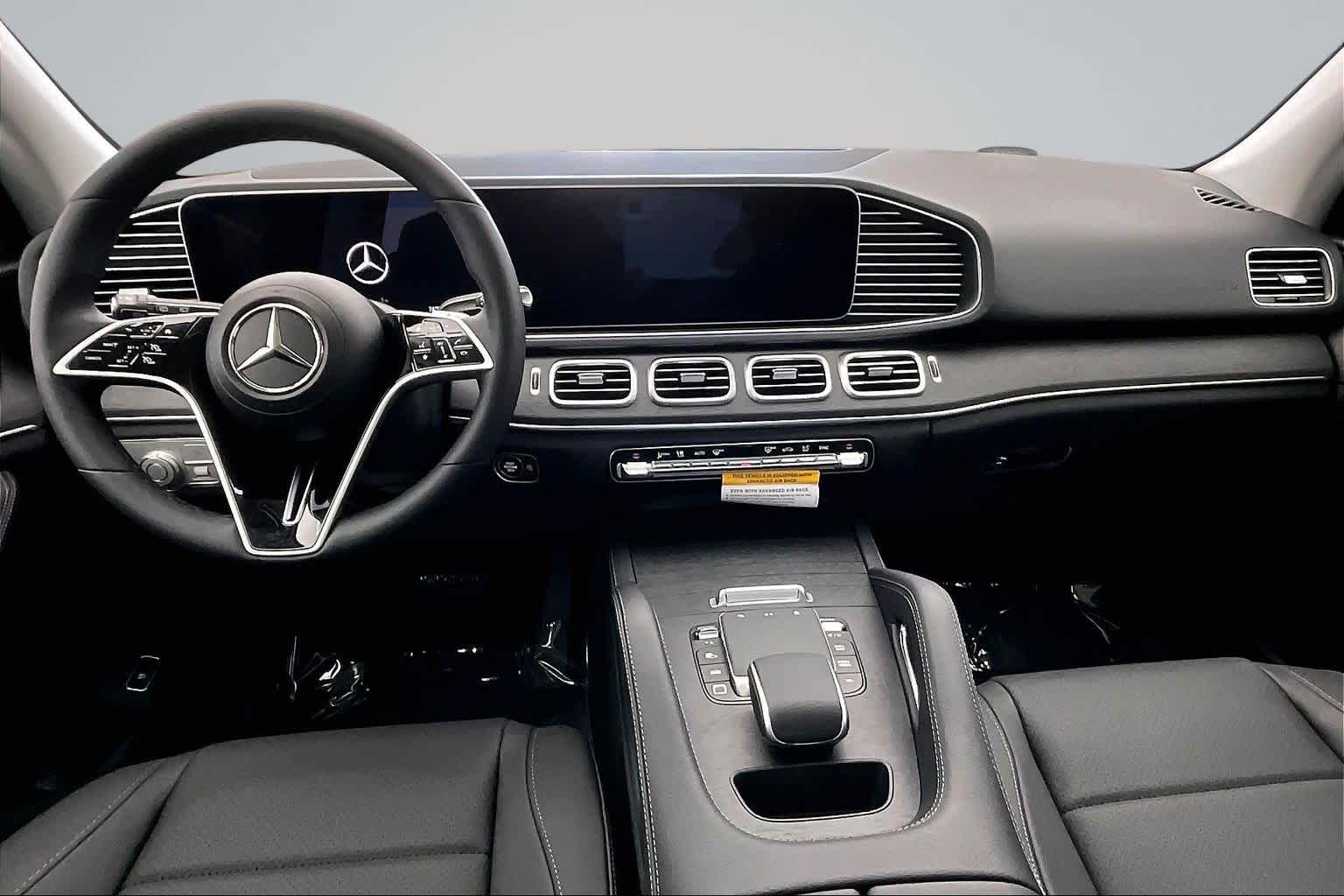 Thumbnail: 2026 Mercedes-Benz GLE - 10