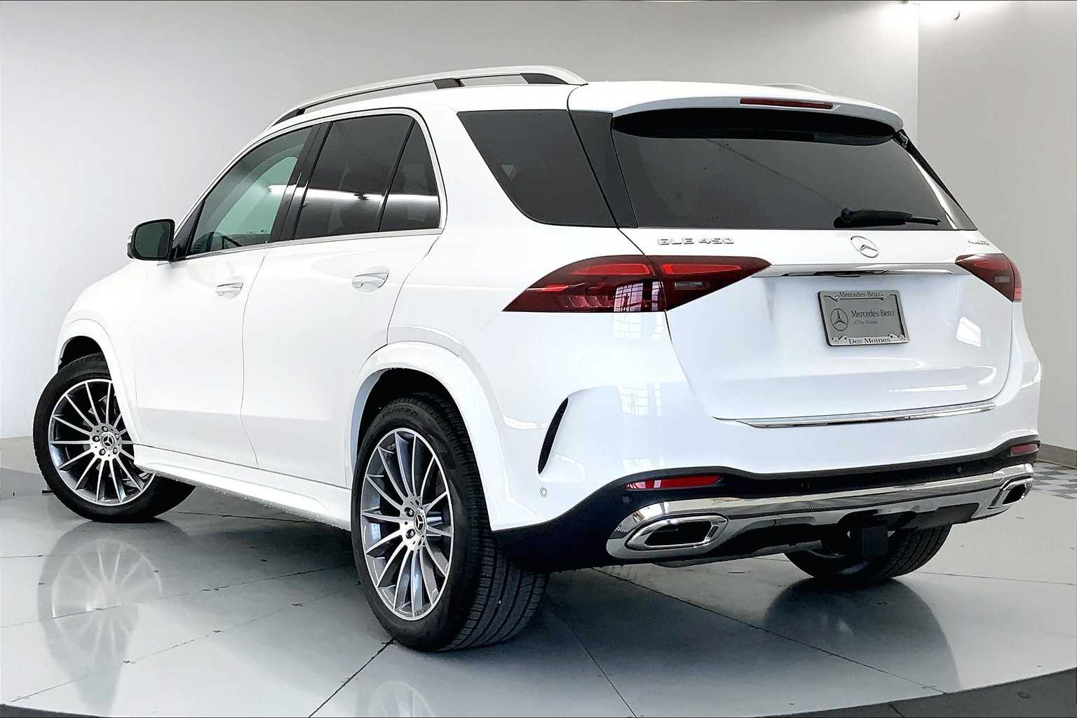 Thumbnail: 2026 Mercedes-Benz GLE - 4