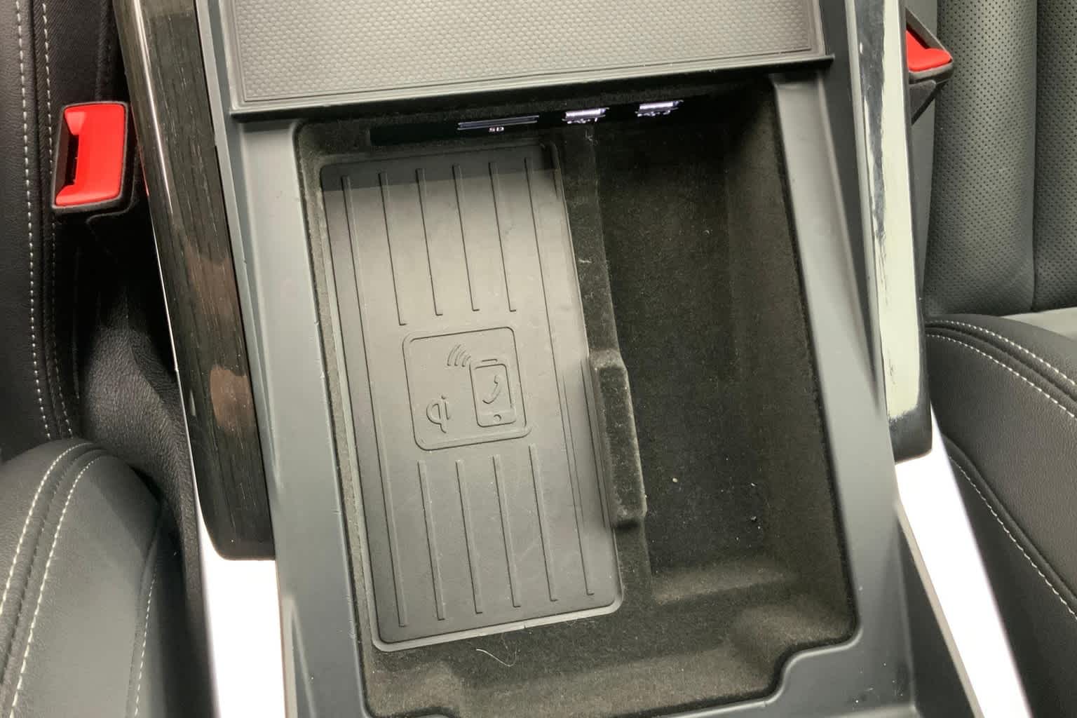 Thumbnail: 2019 Audi Q8 - 30