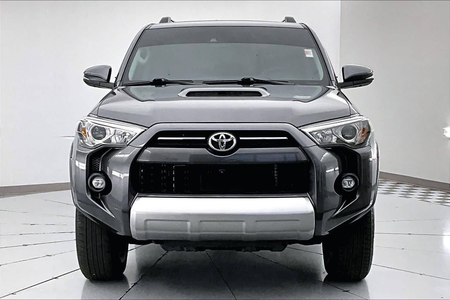 Thumbnail: 2023 Toyota 4Runner - 6