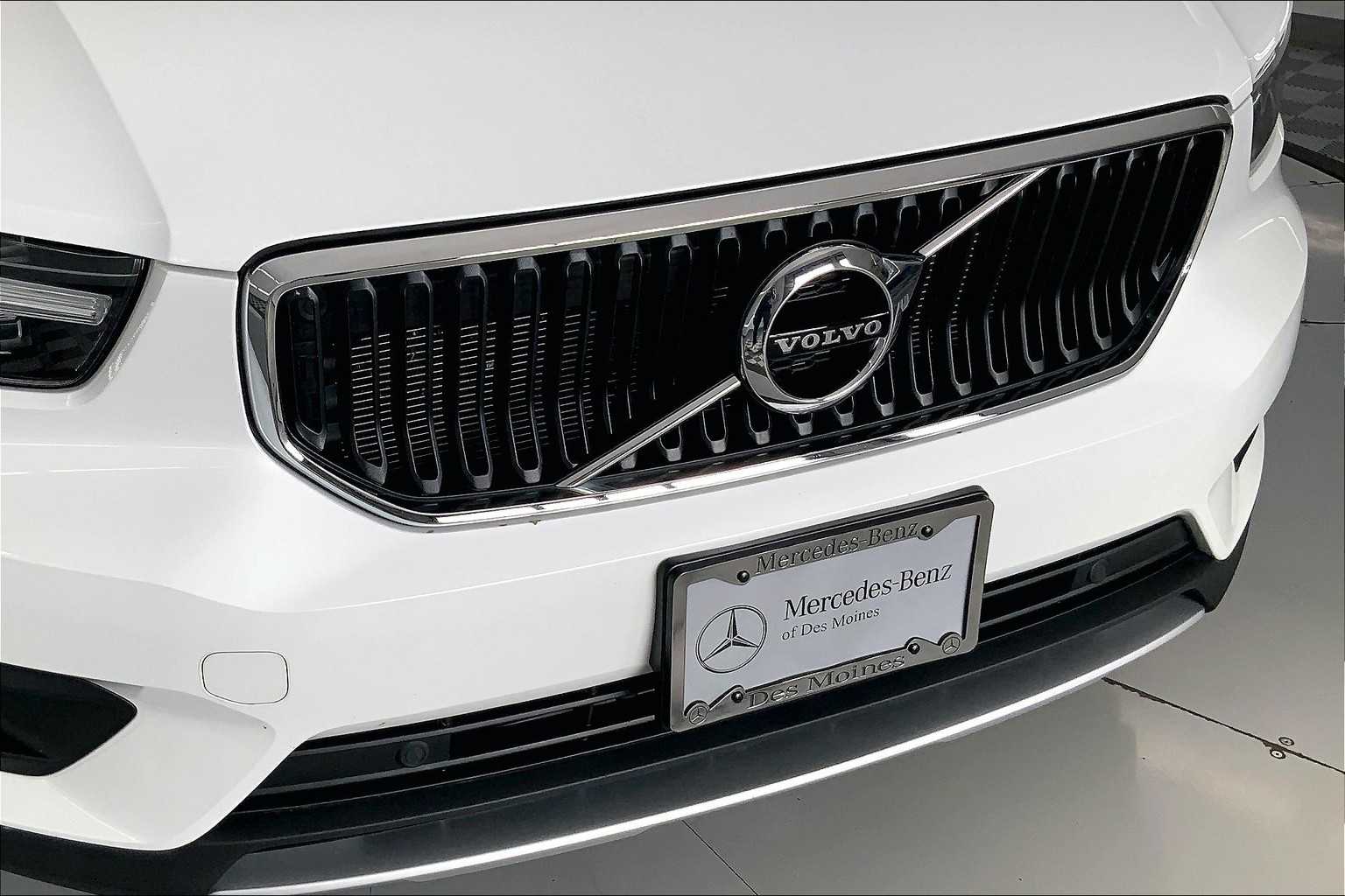 2021 Volvo XC40 T5 Momentum 26