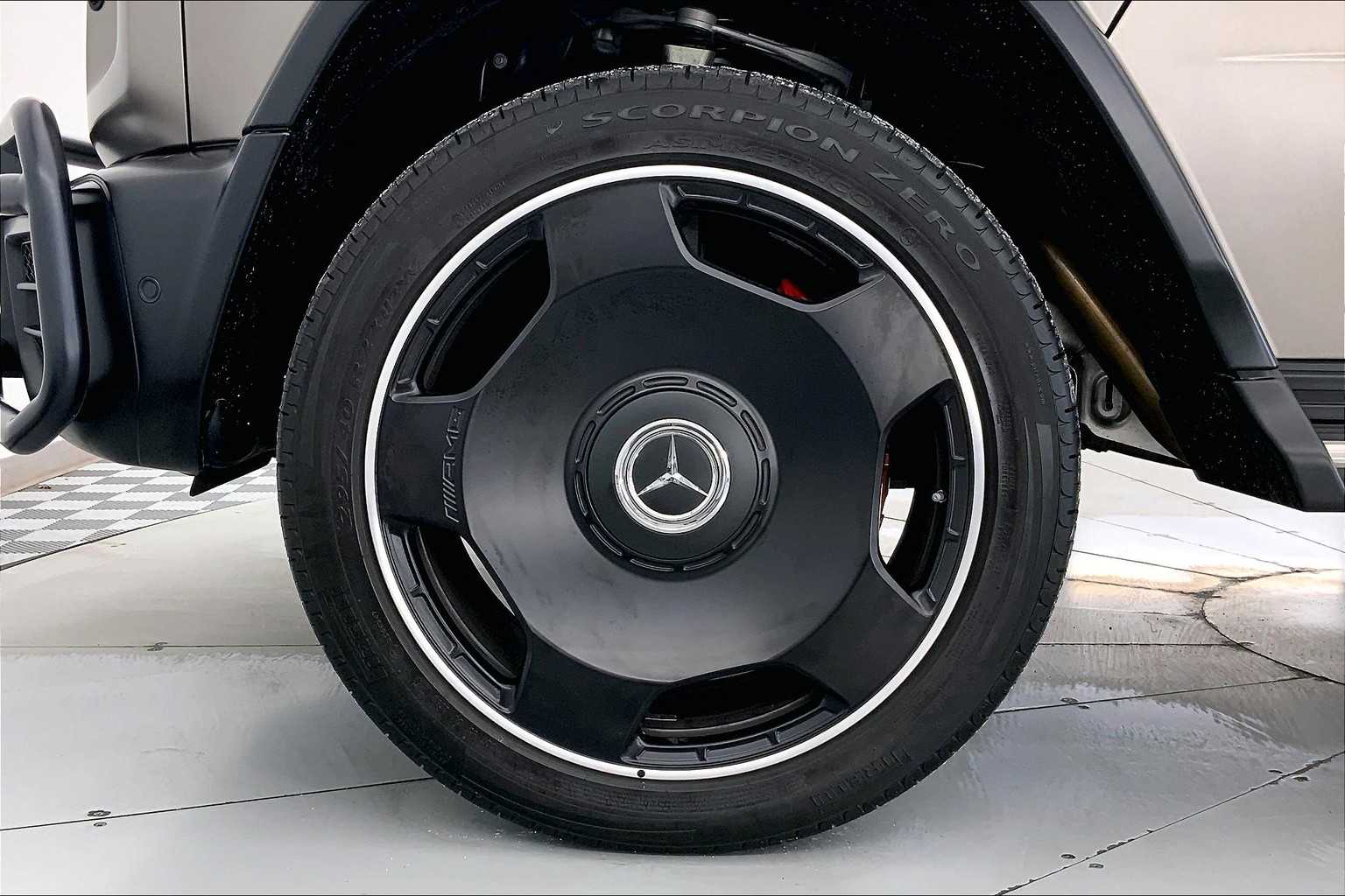 Thumbnail: 2024 Mercedes-Benz G-Class - 8