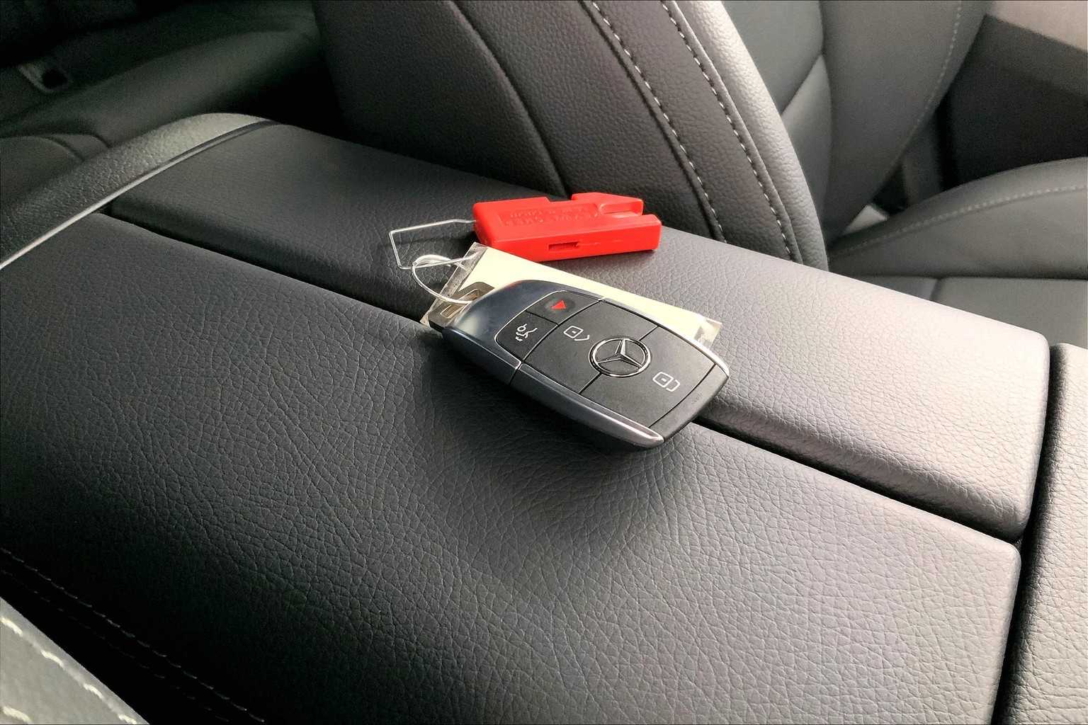 Thumbnail: 2025 Mercedes-Benz GLE - 20