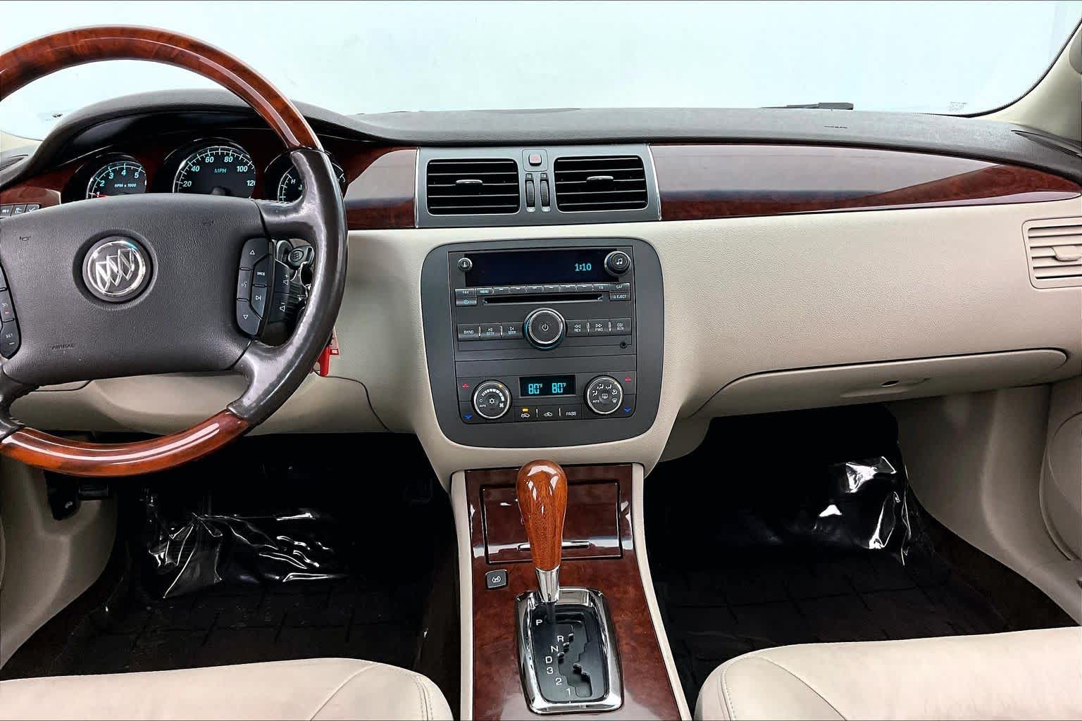 Thumbnail: 2008 Buick Lucerne - 16