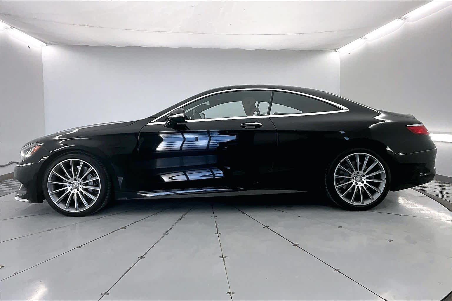 Thumbnail: 2016 Mercedes-Benz S-Class - 3