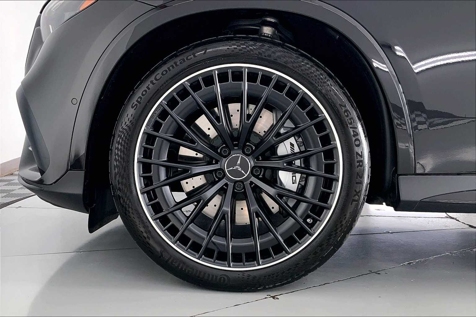 Thumbnail: 2025 Mercedes-Benz GLC - 8