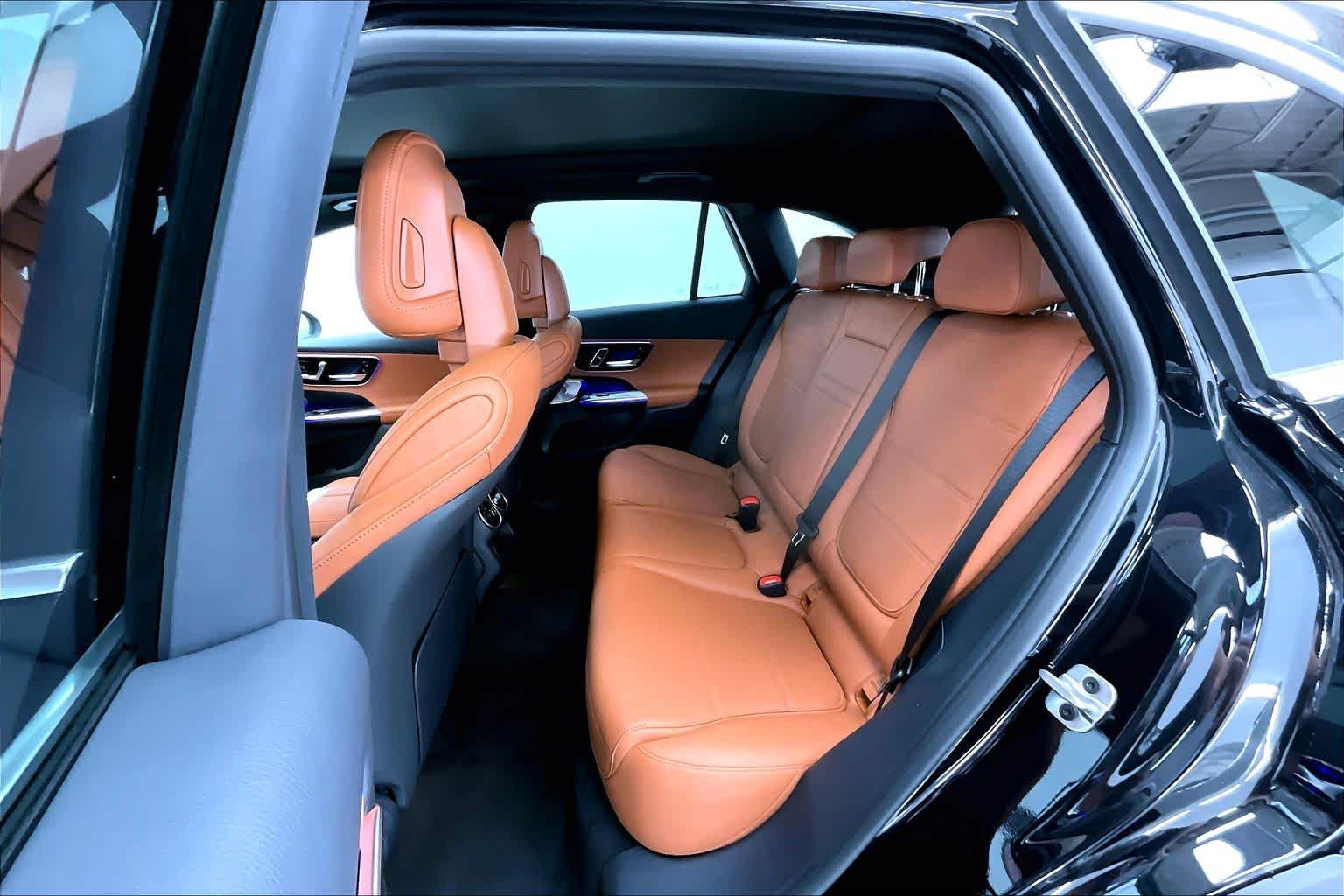 Thumbnail: 2026 Mercedes-Benz GLC - 13
