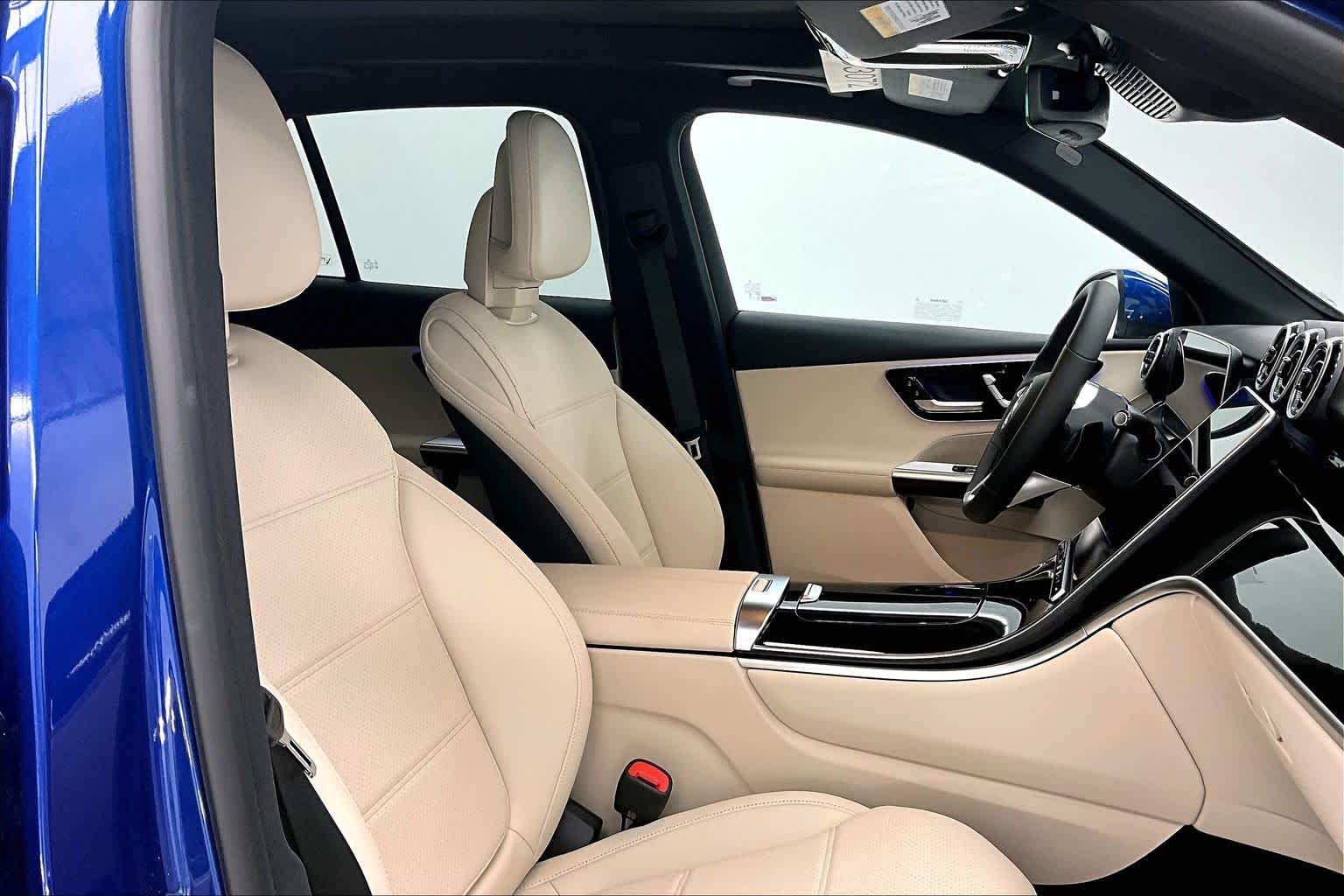 Thumbnail: 2026 Mercedes-Benz GLC - 14