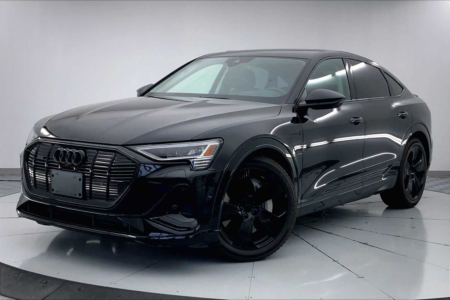 2021 Audi e-tron S Premium -
                  Urbandale, IA
