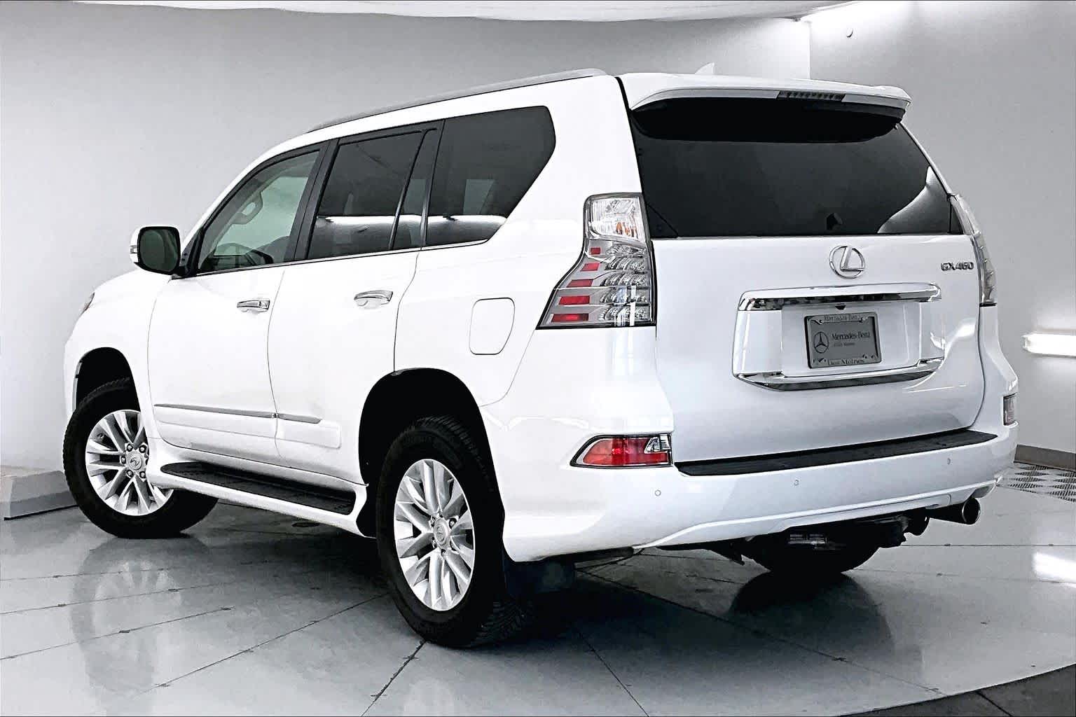 Thumbnail: 2019 Lexus GX - 4