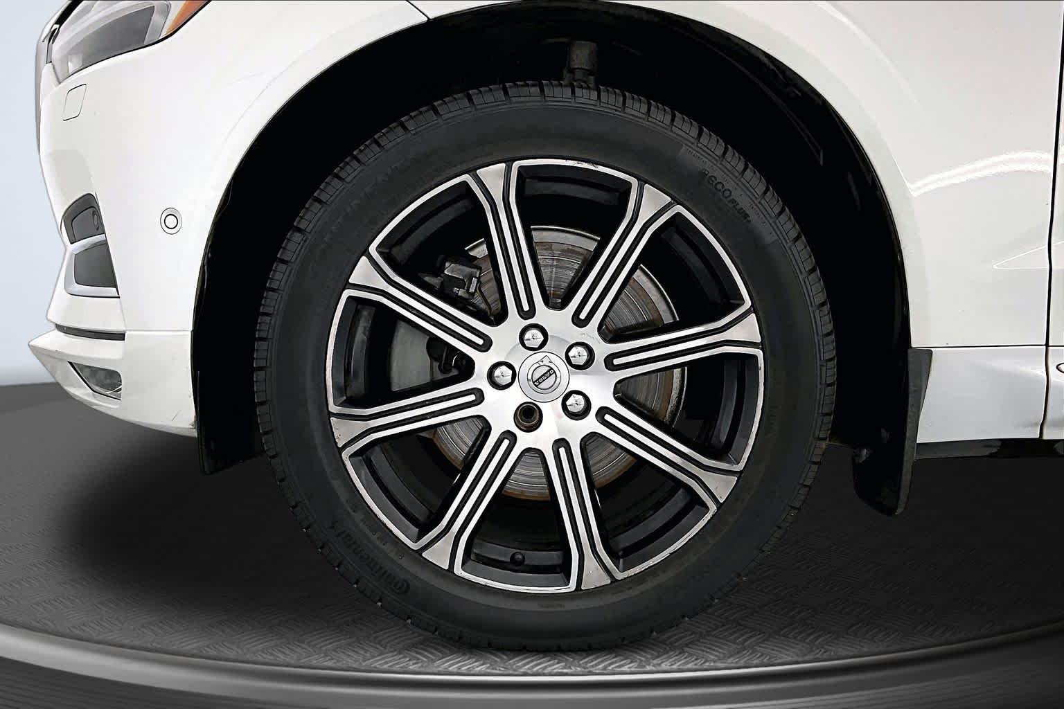 Thumbnail: 2019 Volvo XC60 - 8