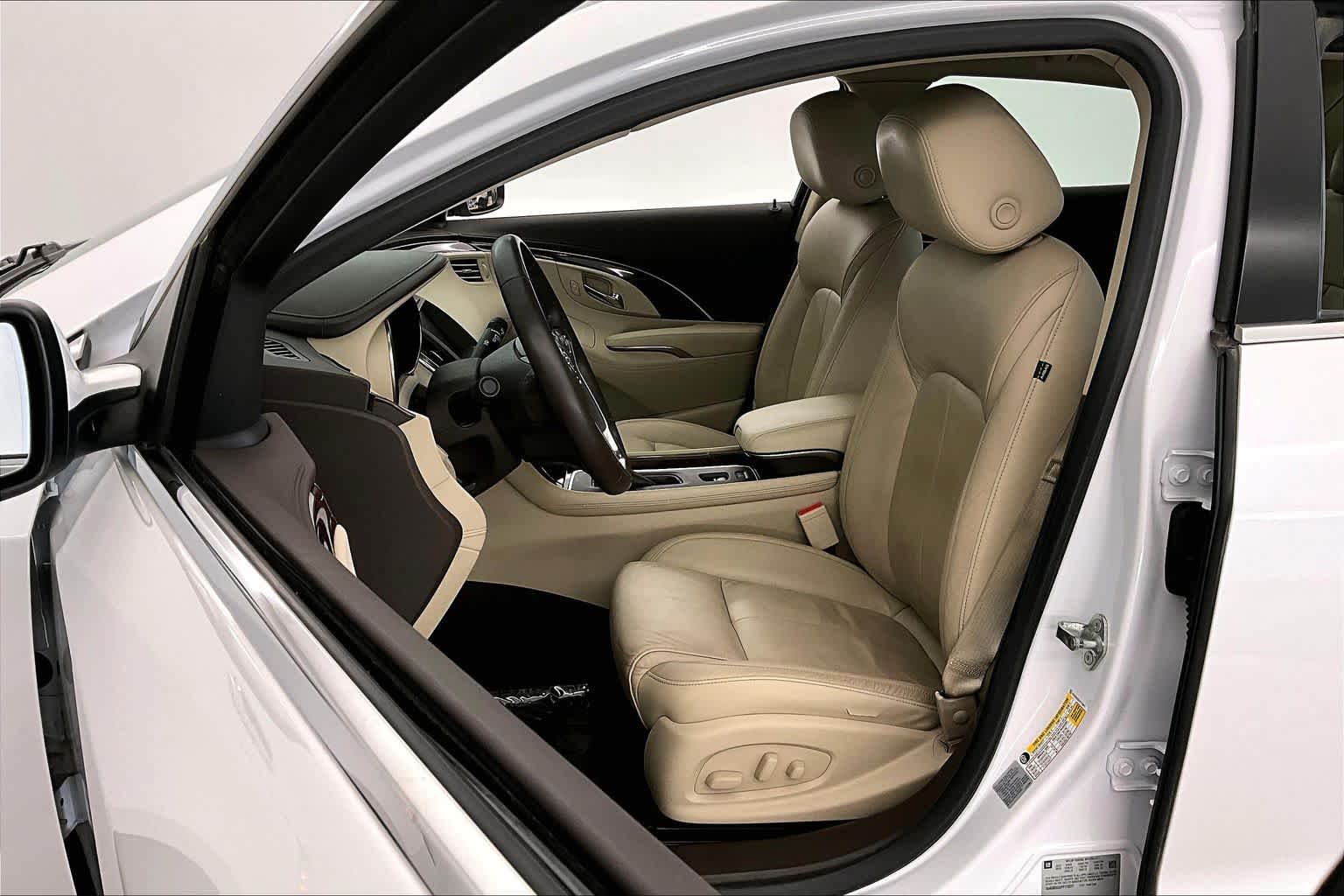 Thumbnail: 2015 Buick LaCrosse - 11