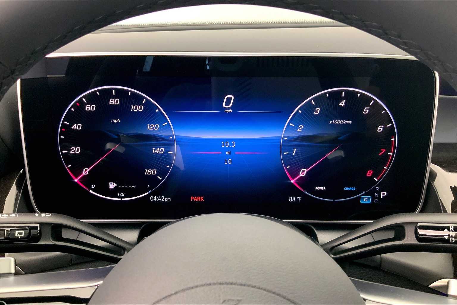 Thumbnail: 2025 Mercedes-Benz GLC - 18