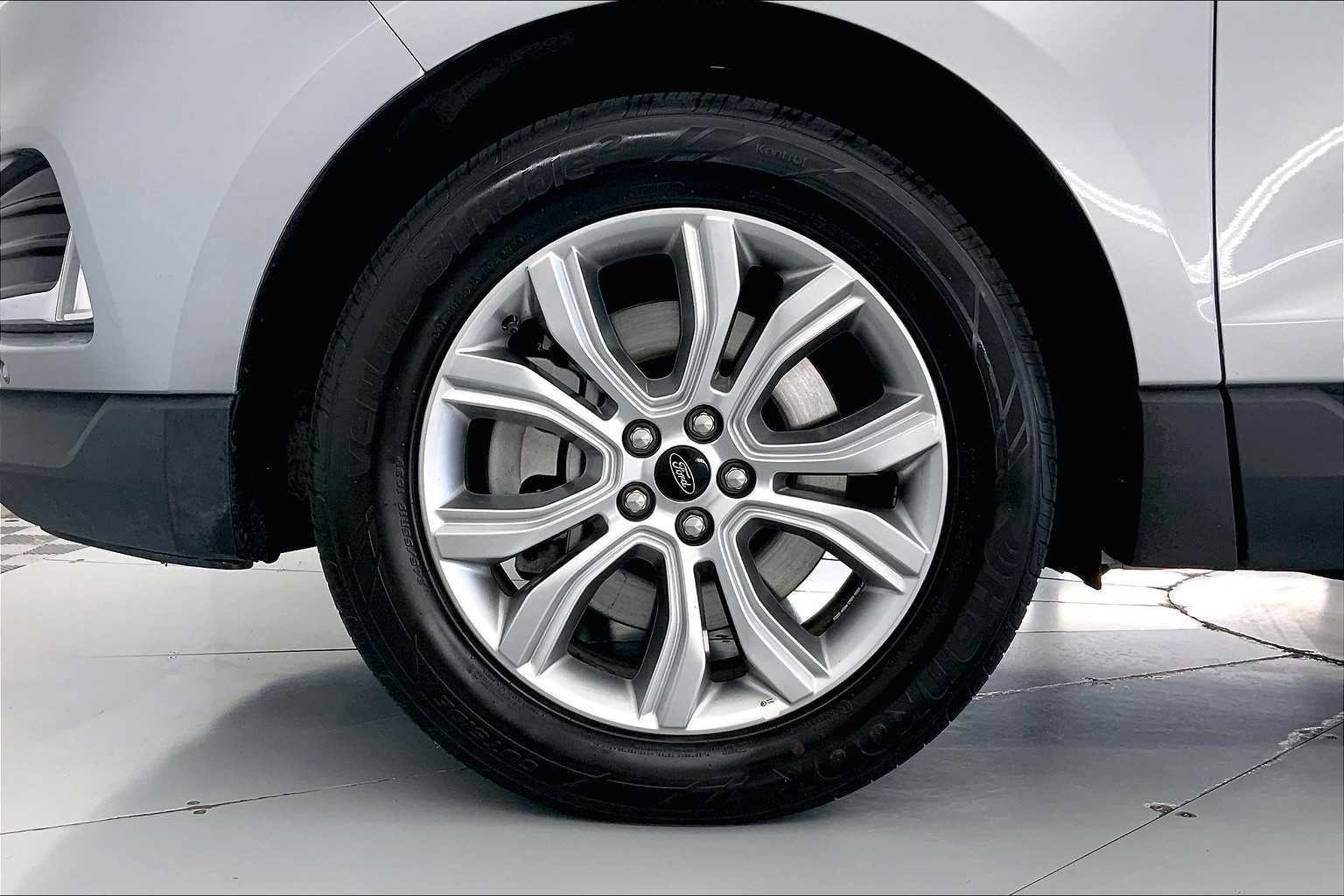 Thumbnail: 2024 Ford Edge - 8